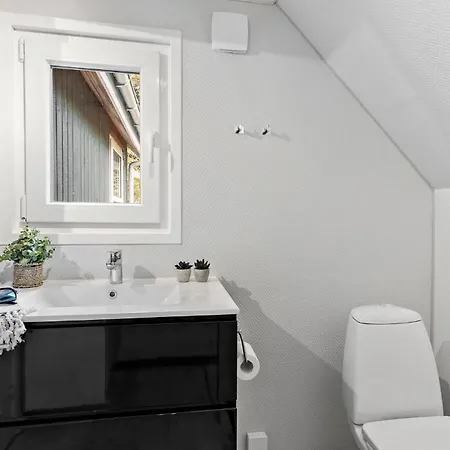 Holiday home 2 Bedroom Beautiful In