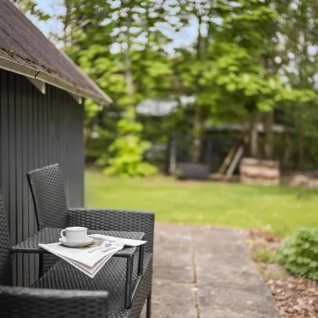 2 Bedroom Beautiful In Holiday home